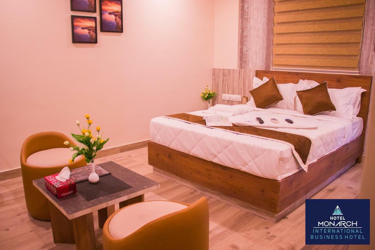 Hotel Monarch International Bengaluru Kültér fotó